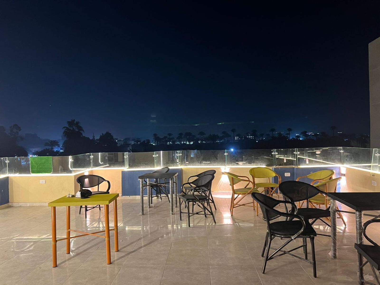 Regent Pyramids View Hotel Kafret el-Gabal Eksteriør billede