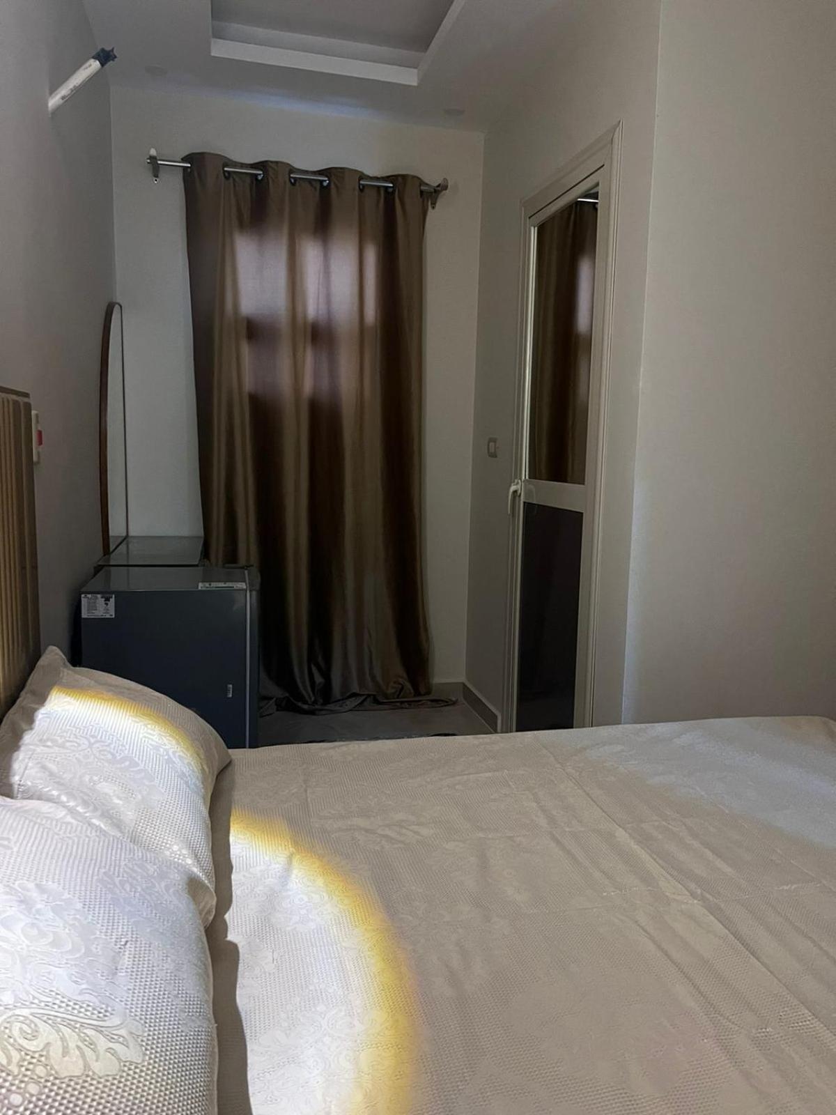 Regent Pyramids View Hotel Kafret el-Gabal Eksteriør billede