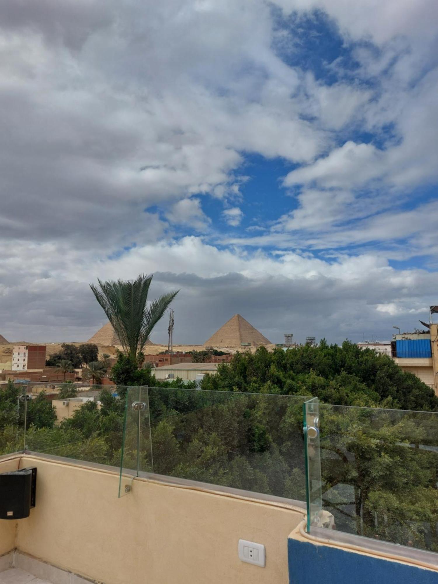 Regent Pyramids View Hotel Kafret el-Gabal Eksteriør billede